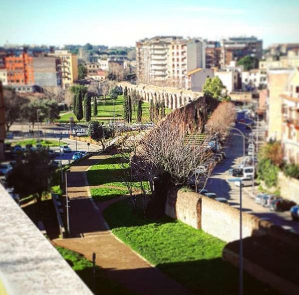 Apartamento Alloggio Turistico All'Acquedotto Roma Exterior foto